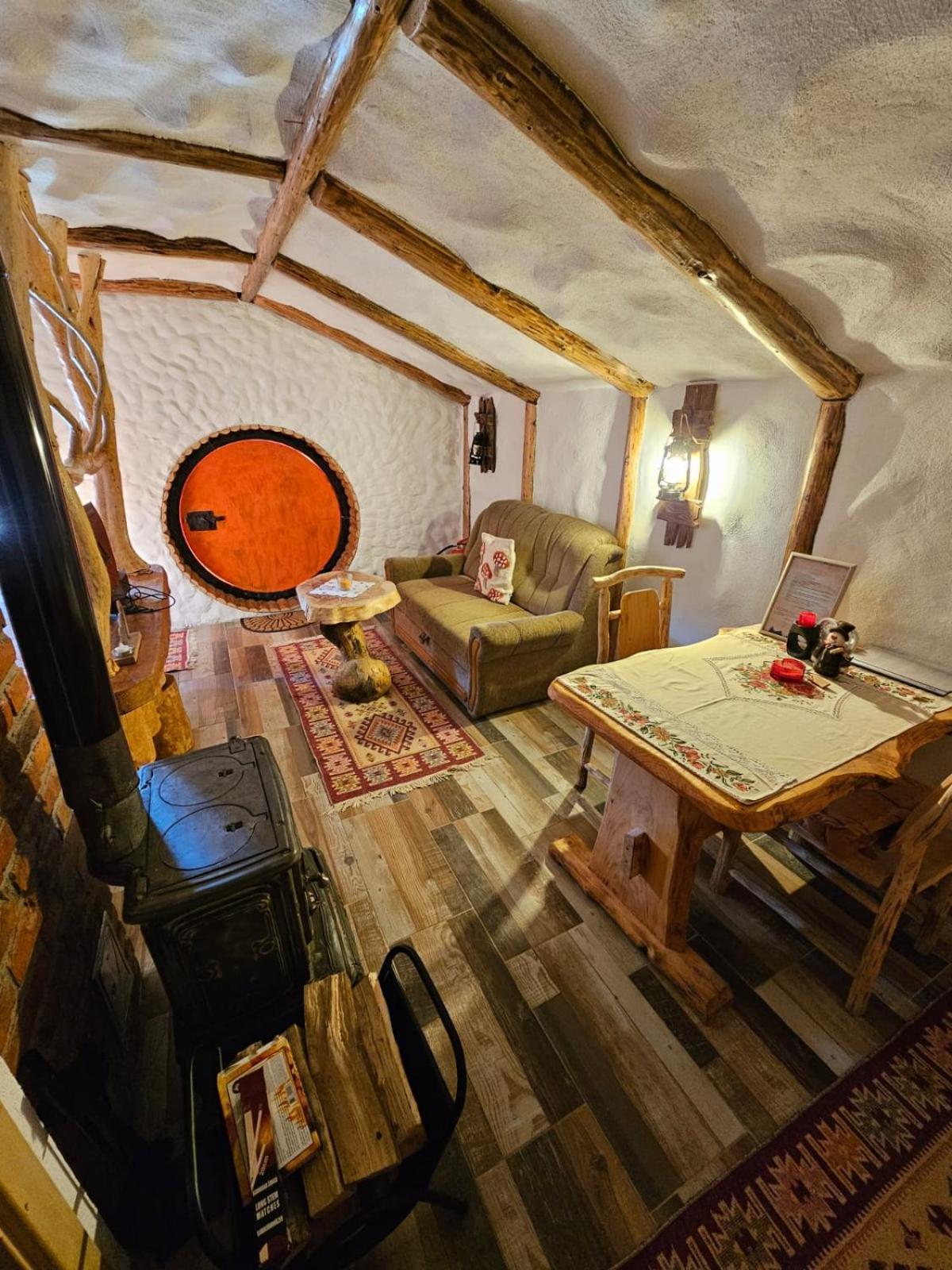 Apartment Zemljane Kucice *